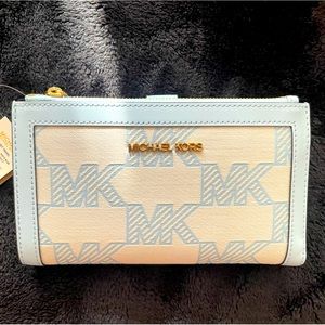 Micheal Kors Wallet